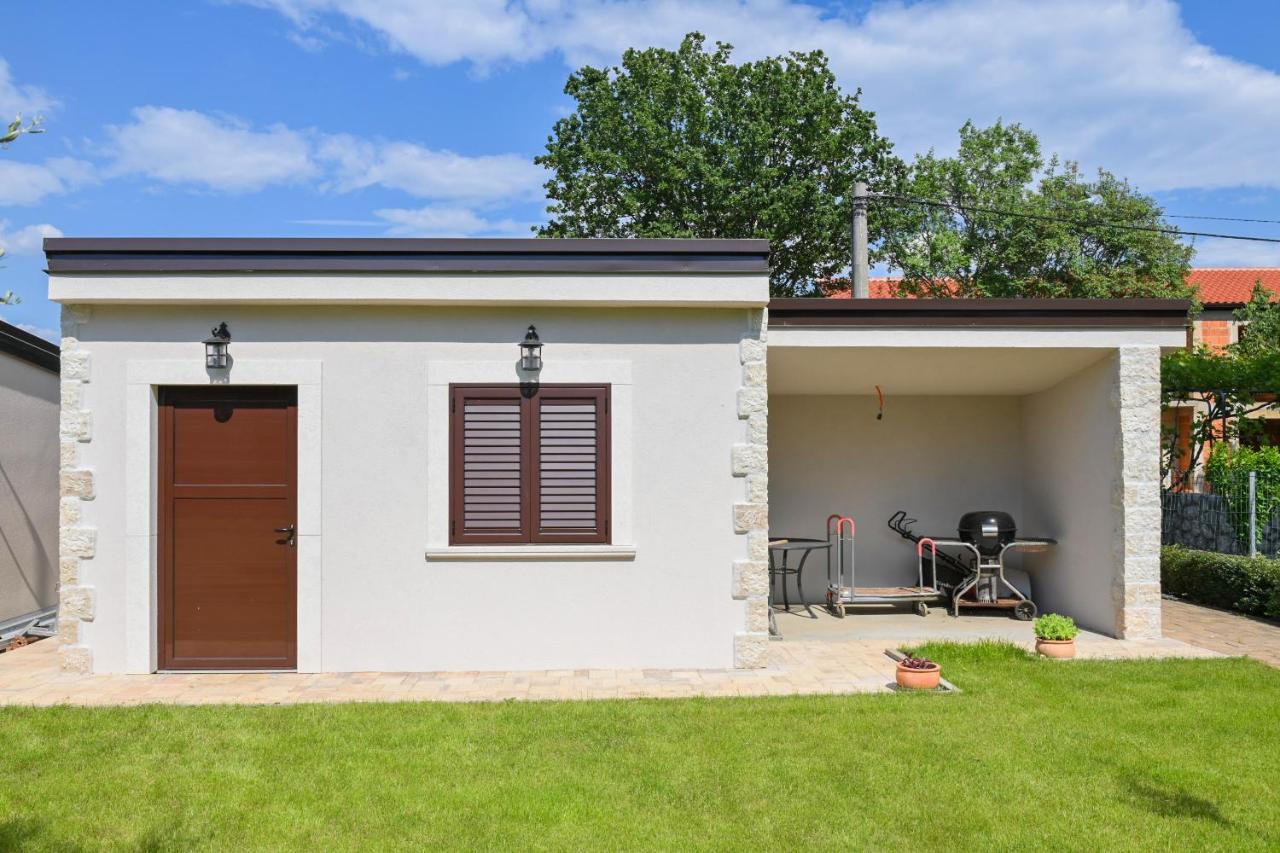 Apartments Basic Sveti Anton 88 Malinska Zewnętrze zdjęcie