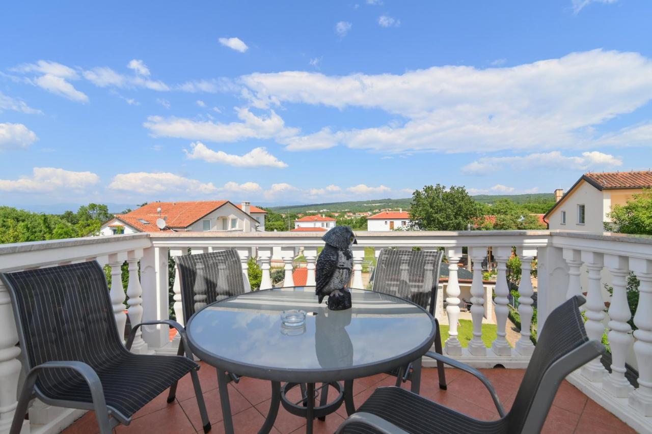 Apartments Basic Sveti Anton 88 Malinska Zewnętrze zdjęcie