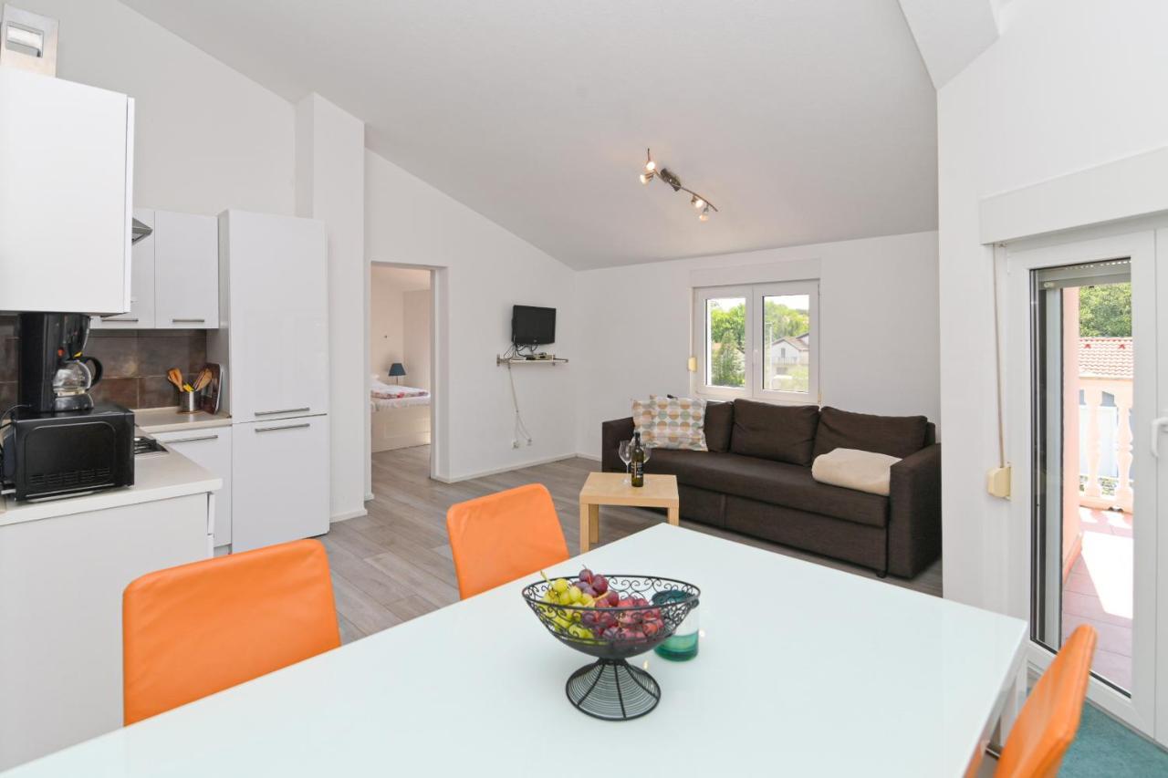 Apartments Basic Sveti Anton 88 Malinska Zewnętrze zdjęcie
